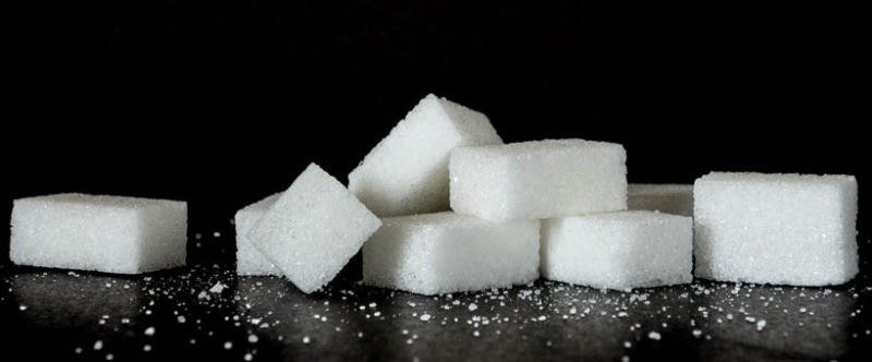 Des liens entre surconsommation de sucre et maladie d’Alzheimer ?